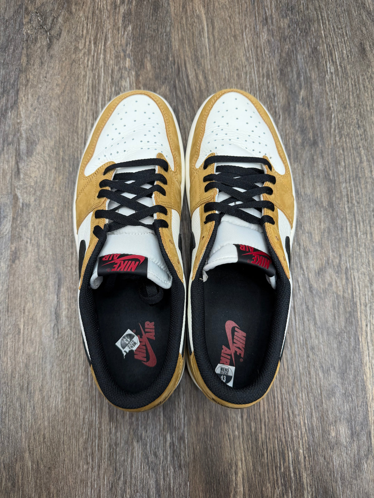 Size 13-Jordan 1 low Rookie of the year