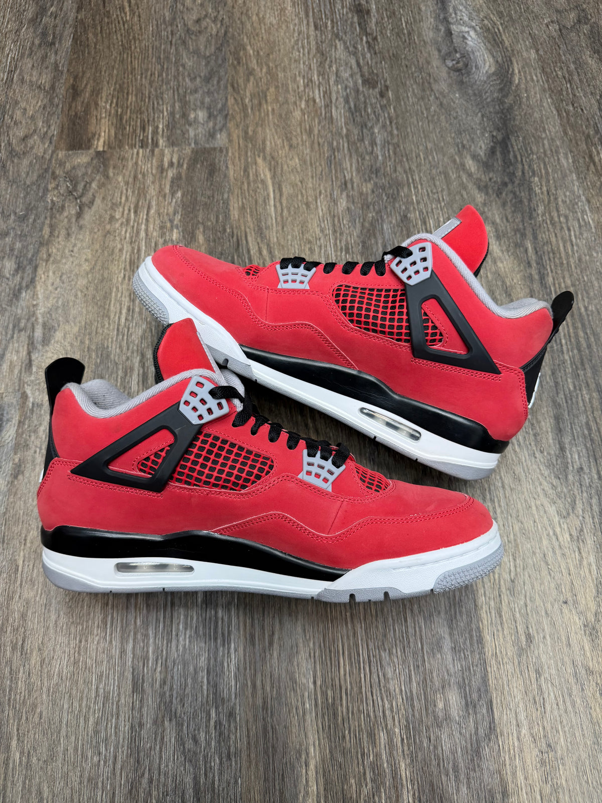 Size 11.5-Jordan 4 Toro
