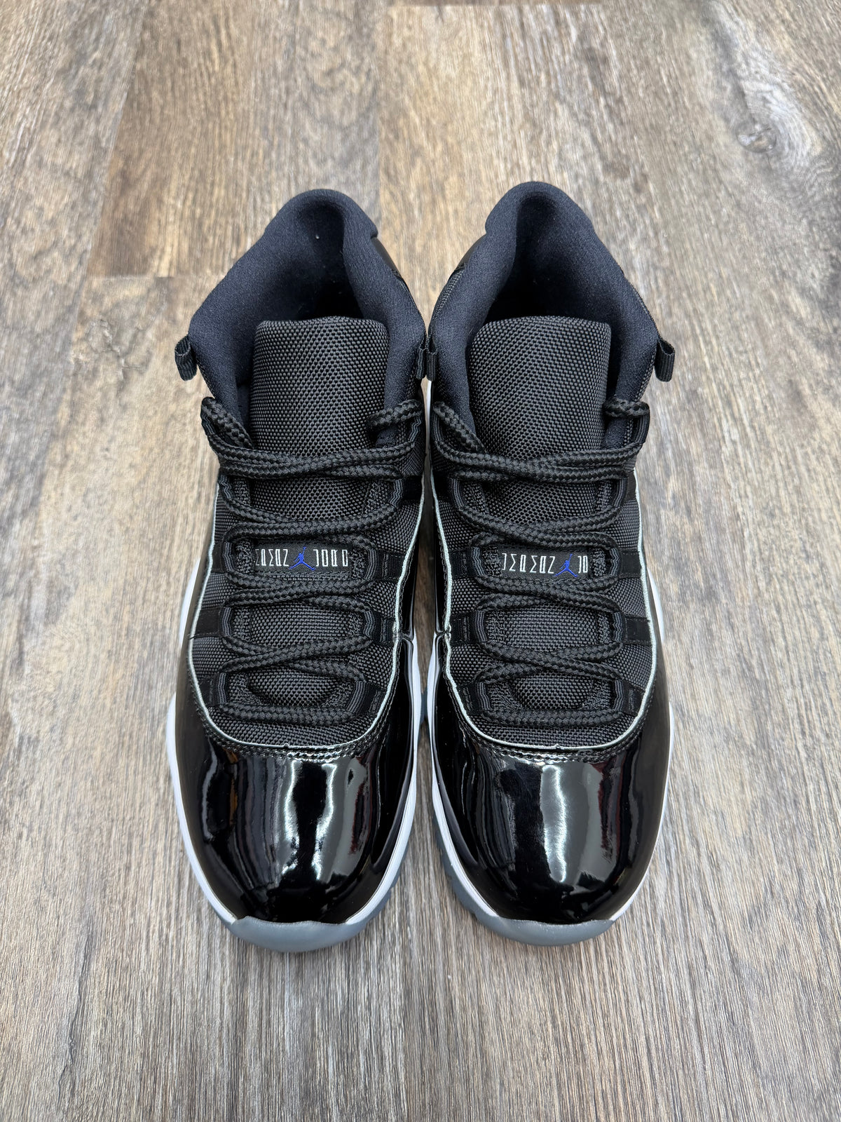 Size 9.5-Jordan 11 Space jam
