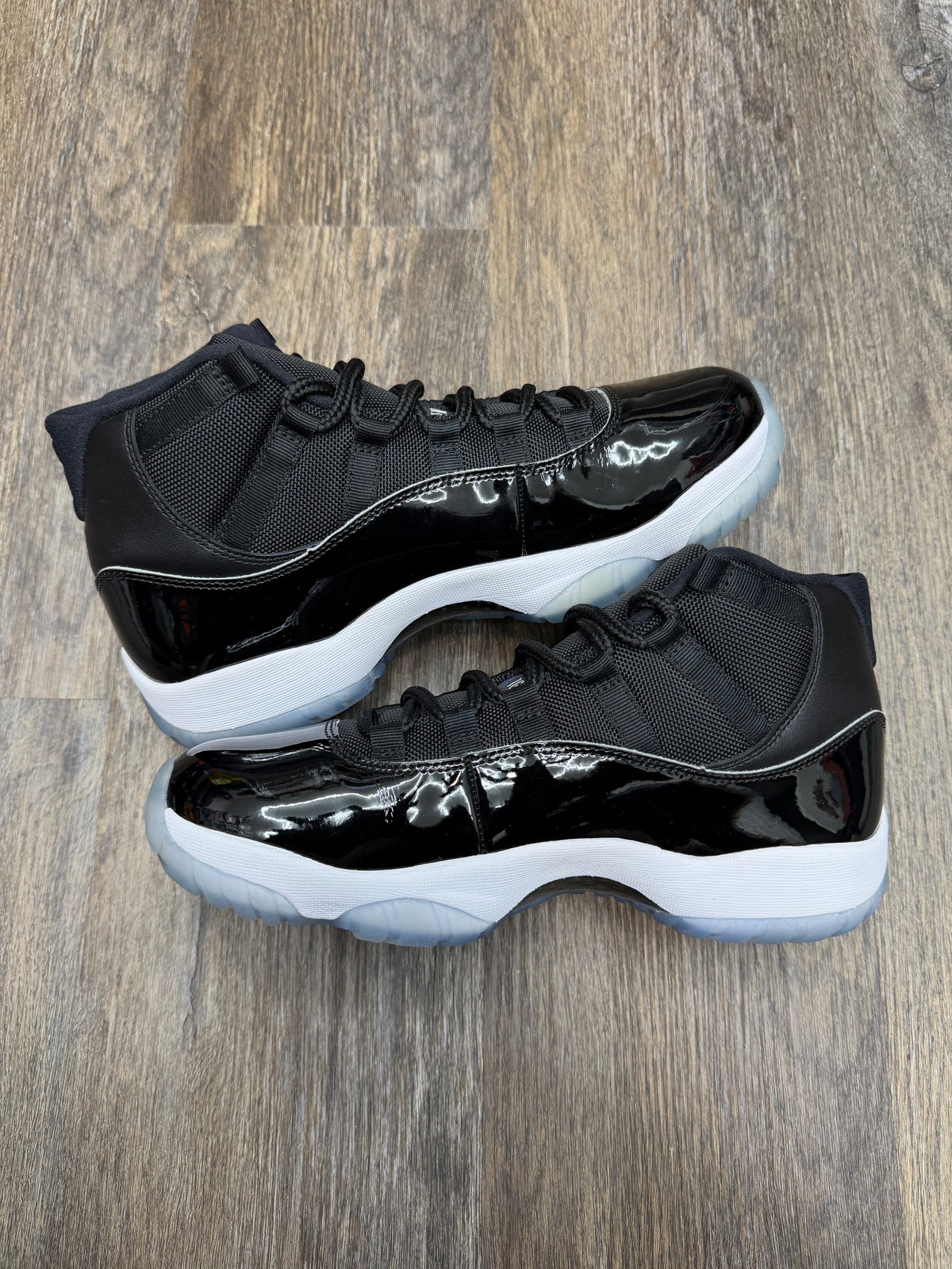 Size 9.5-Jordan 11 Space jam
