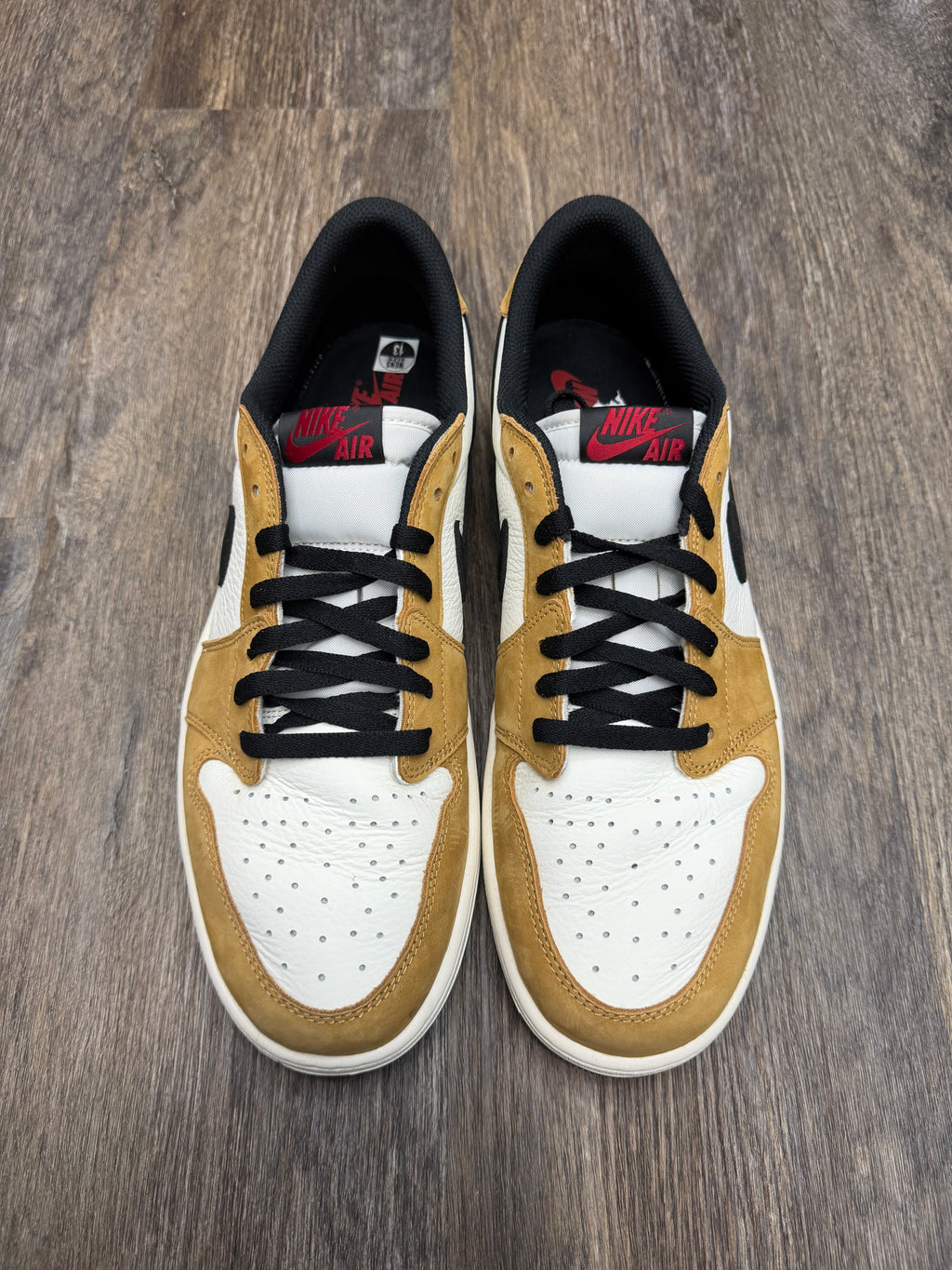 Size 13-Jordan 1 low Rookie of the year