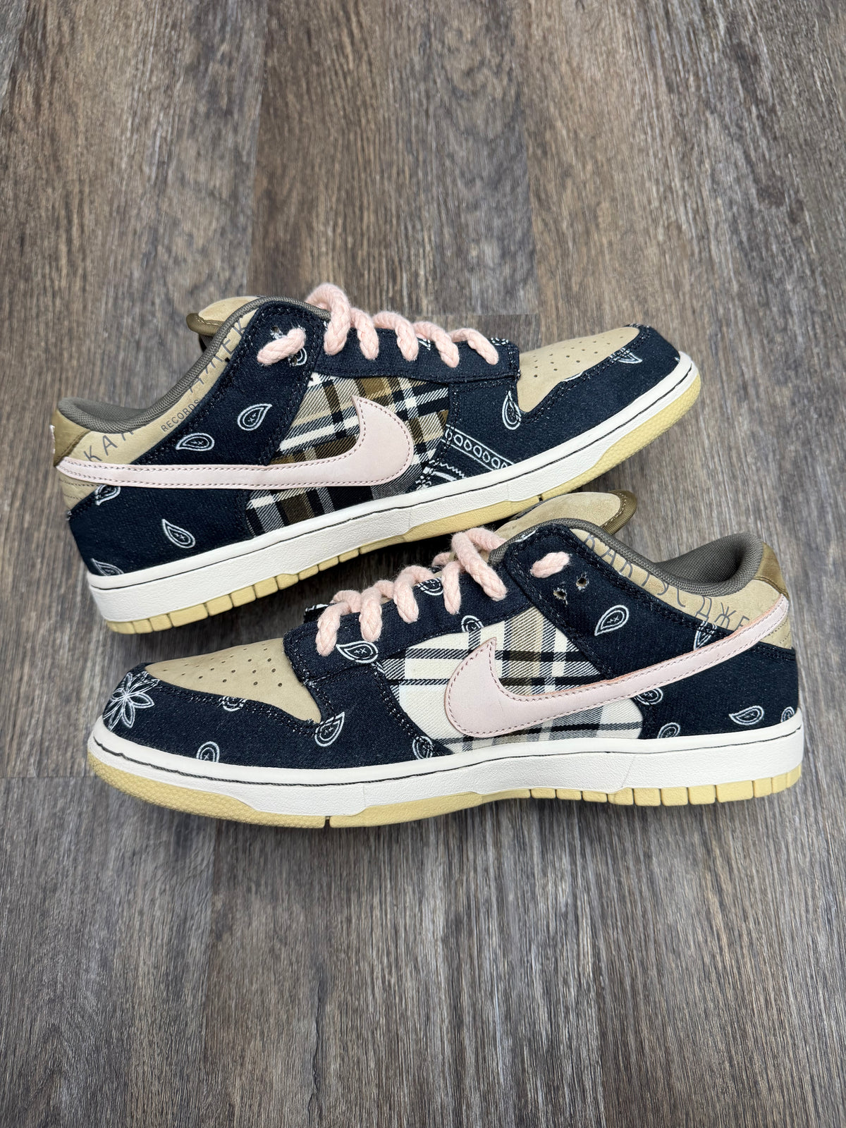 Nike SB Dunk Travis Scott