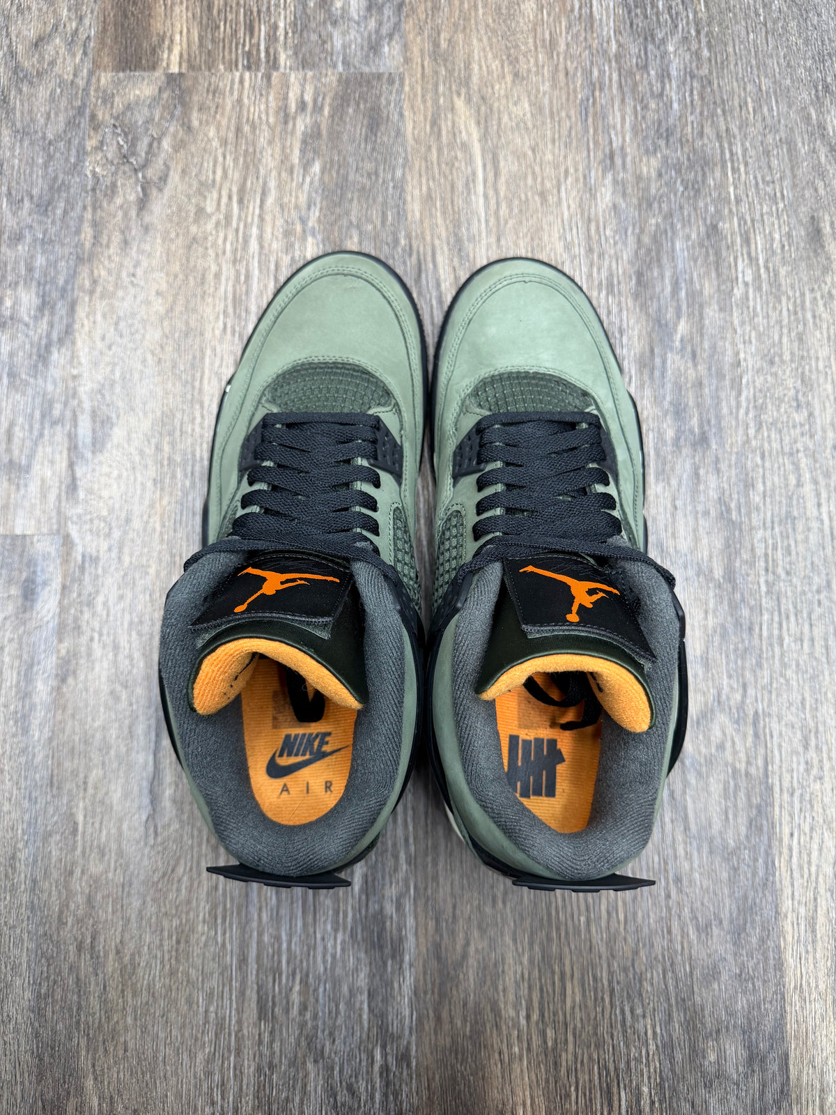 Size 10.5-Jordan 4 Undefeated